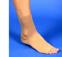 CAVIGLIERA FARMAELASTIC MISURA MEDIA CIRCONFERENZA CAVIGLIA 21/22CM