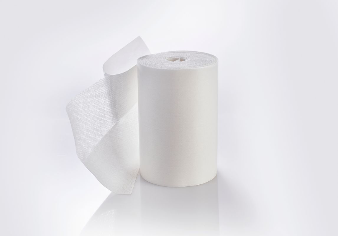 Cerotto di fissaggio estensibile in tnt bianco adesivo in caucciu' ed ossido di zinco radiotrasparente curafix h 5 cm x 10 m 1 pezzo