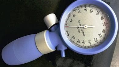 P-200 sfigmo aner.palmare cami